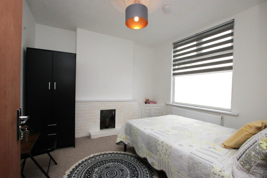 1 bed HMO for rent in Kettering. From Let It! - Kettering