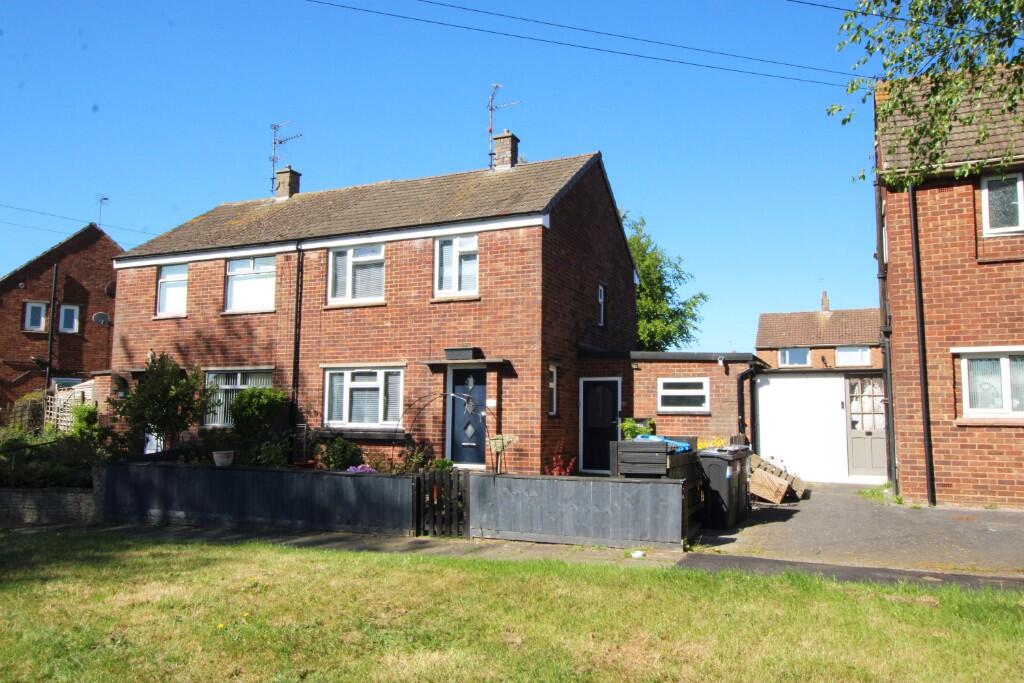 2 bed End of Terrace for rent in Burton Latimer. From Let It! - Kettering