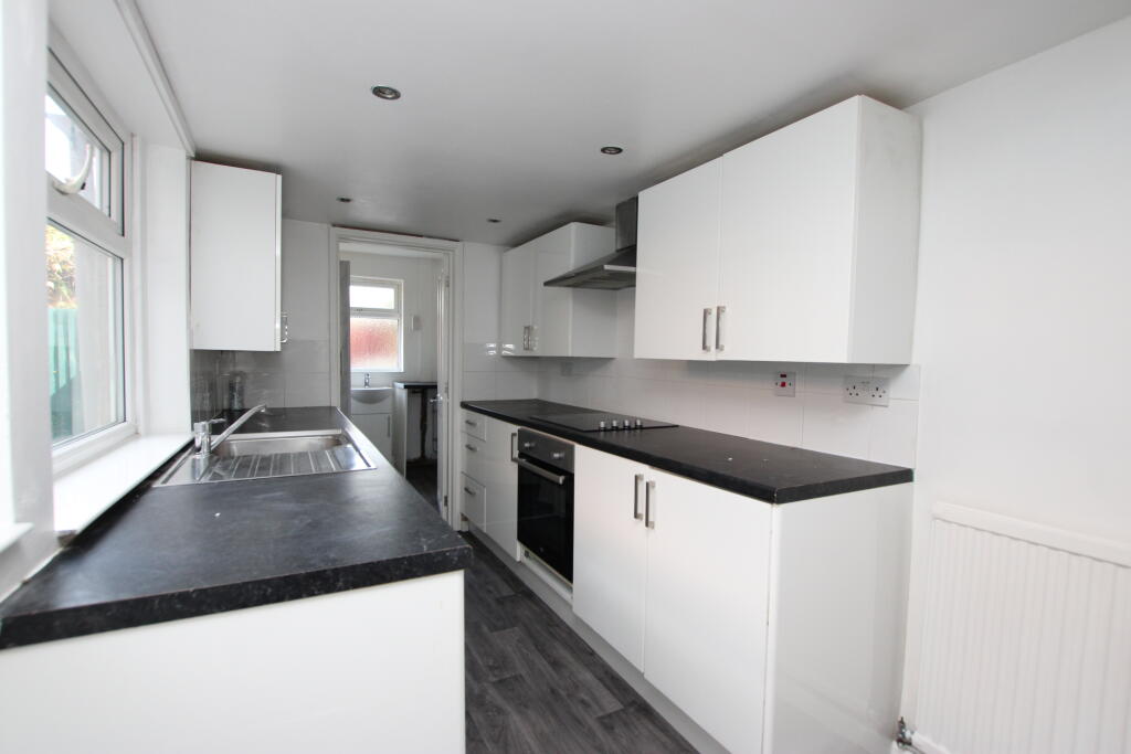 3 bed End of Terrace for rent in Rushden. From Let It! - Kettering 3 bed End of Terrace for rent in Rushden. From Let It! - Kettering
