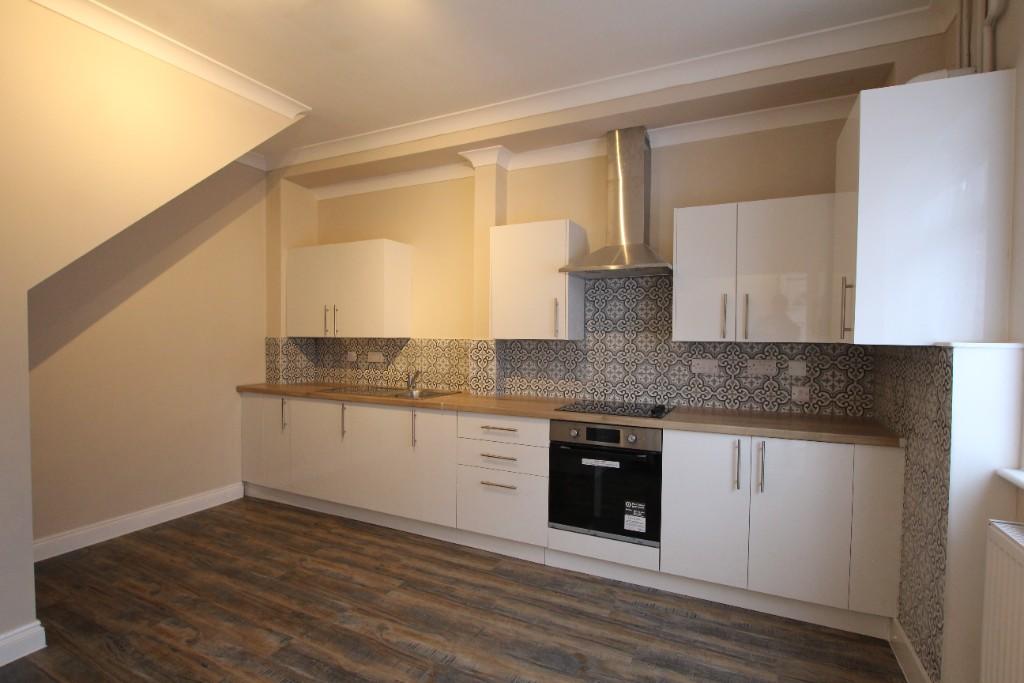 2 bed Mid Terraced House for rent in Kettering. From Let It! - Kettering