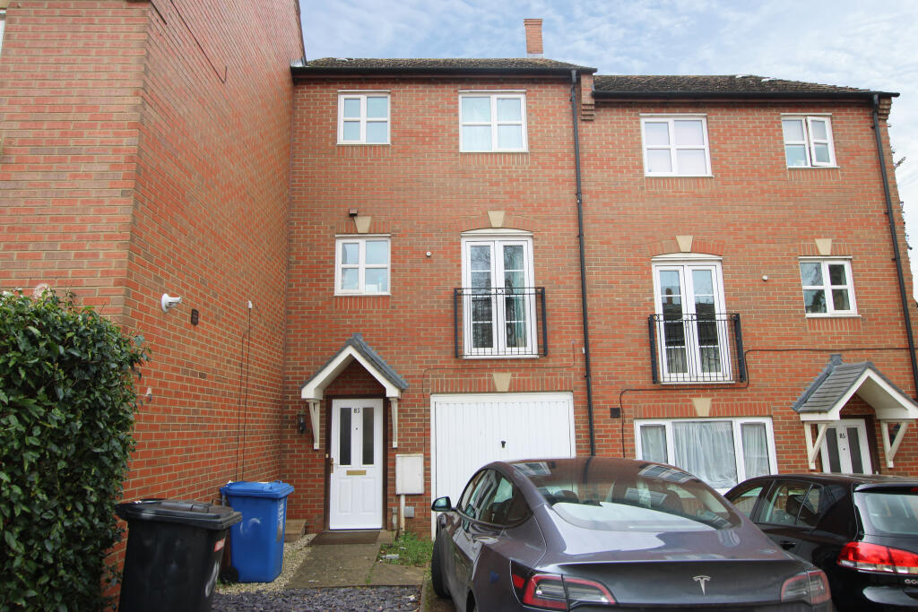 3 bed Town House for rent in Kettering. From Let It! - Kettering