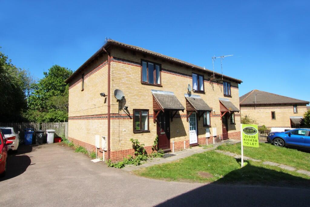 2 bed End of Terrace for rent in Burton Latimer. From Let It! - Kettering