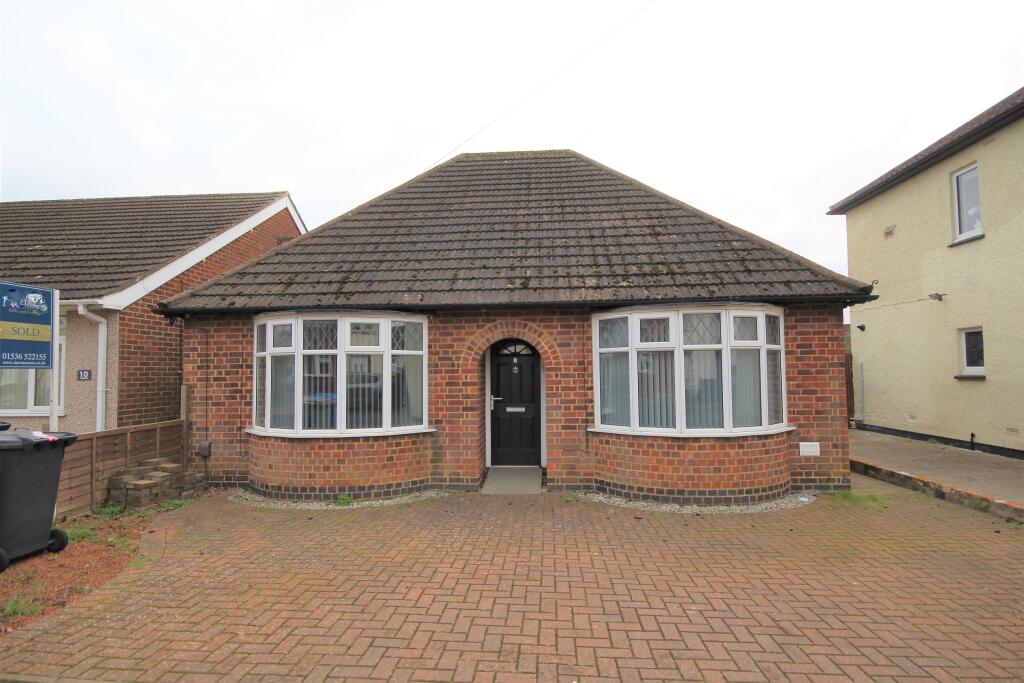 2 bed Detached bungalow for rent in Weekley. From Let It! - Kettering