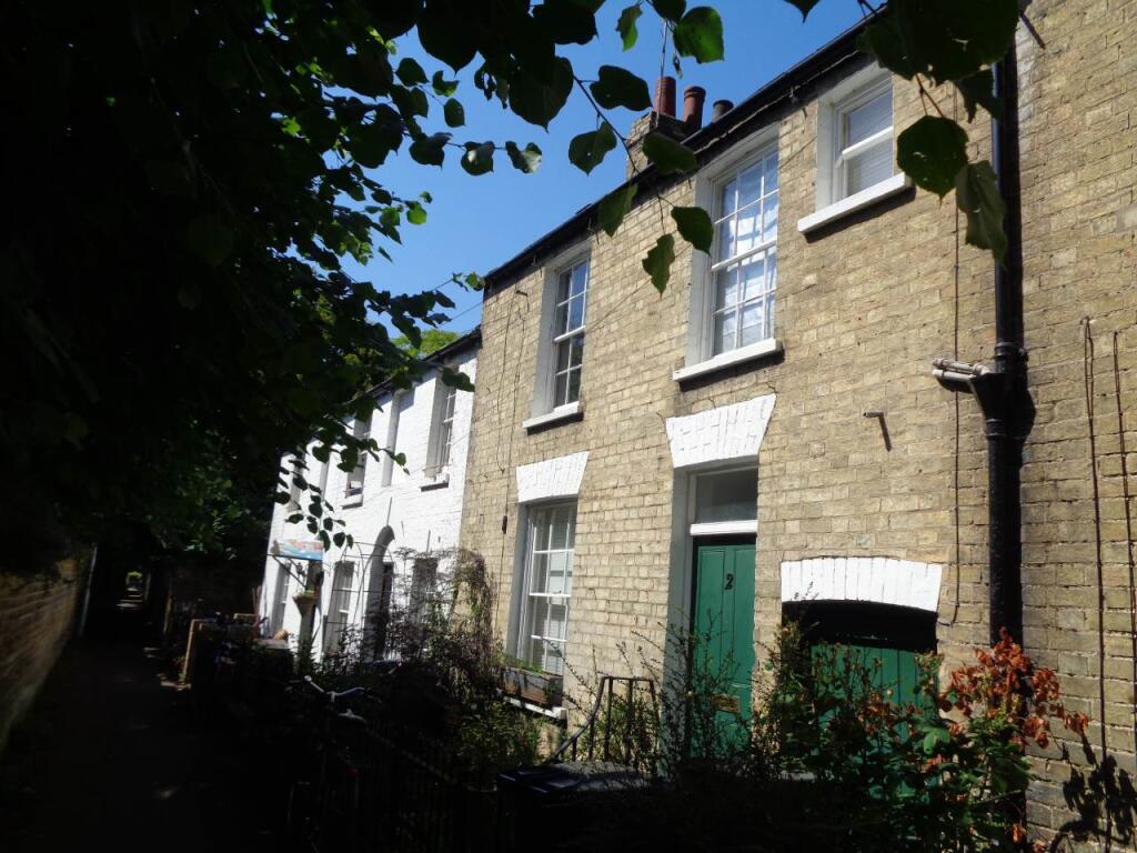 2 bed Detached for rent in Grantchester. From Lets Rent Cambridge - Milton