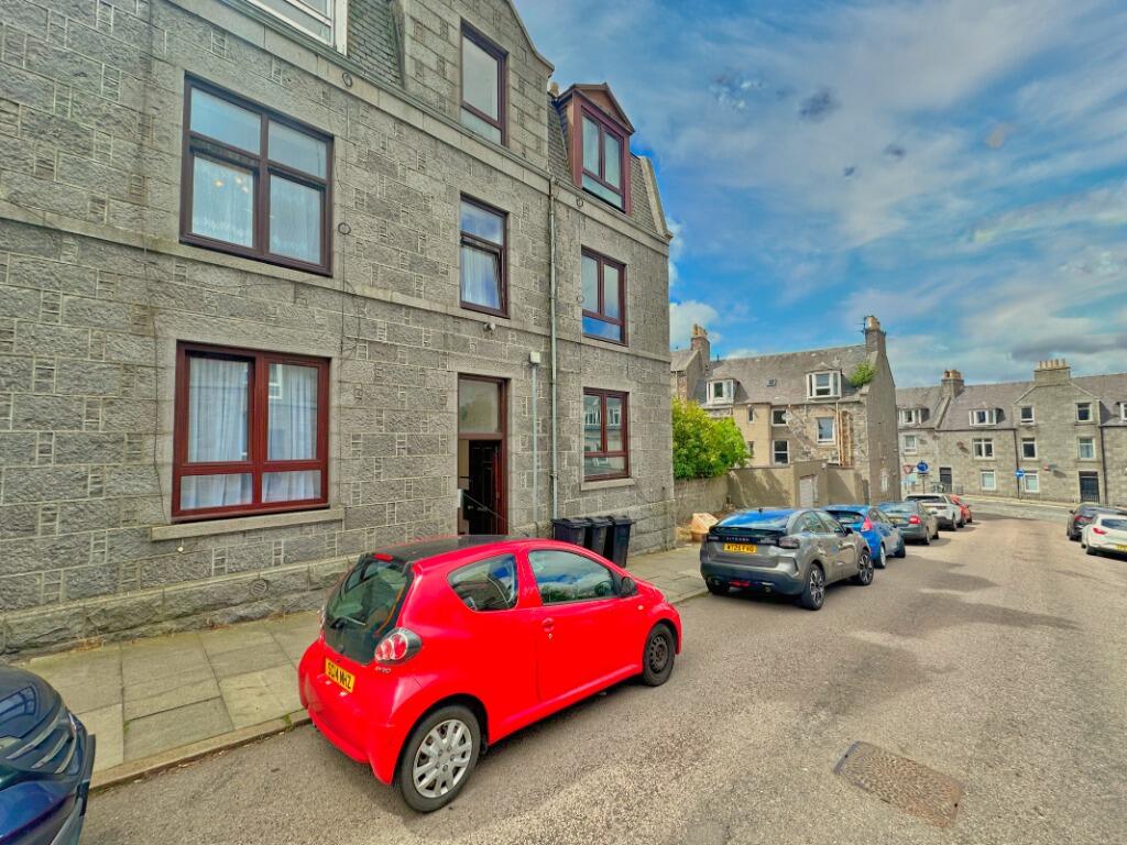 2 bed 1st Floor Flat for rent in Aberdeen. From Letts & Co Properties - Aberdeen 2 bed 1st Floor Flat for rent in Aberdeen. From Letts & Co Properties - Aberdeen