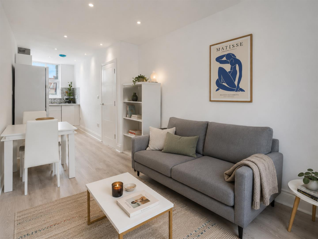1 bed 1st Floor Flat for rent in Finchley. From Lexingtons - London