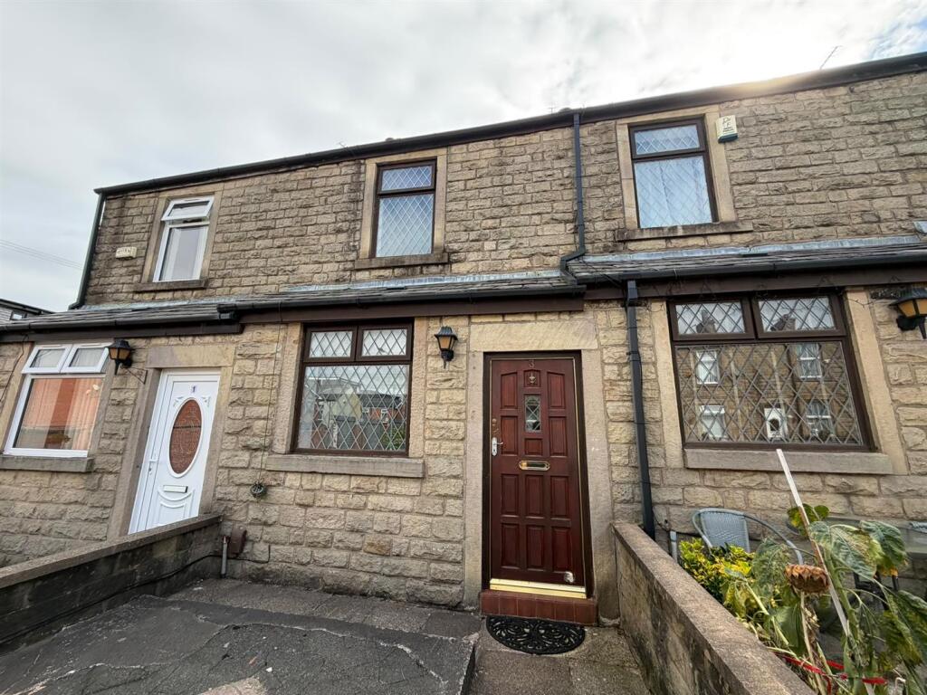 2 bed Mid Terraced House for rent in Bolton. From Lifestyle Sales & Lettings - Bury