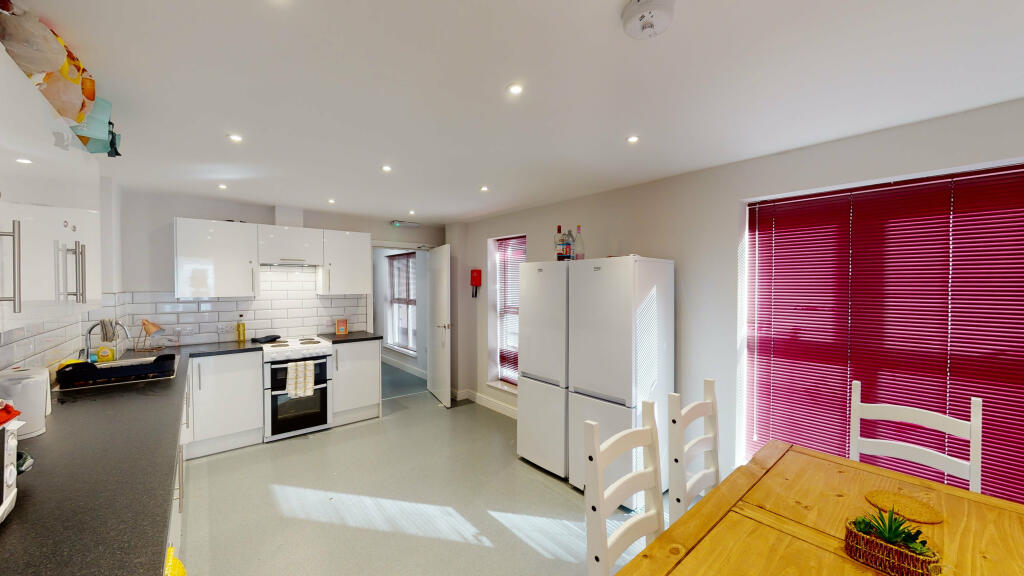 5 bed Mid Terraced House for rent in Harmston. From Lighthouse Property Services Ltd - Lincoln 5 bed Mid Terraced House for rent in Harmston. From Lighthouse Property Services Ltd - Lincoln