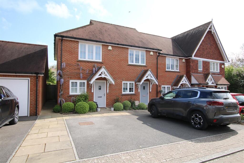 2 bed End of Terrace for rent in Horsham. From Lines & James Ltd - HORSHAM