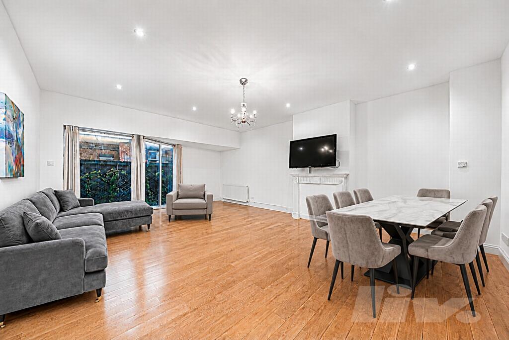 4 bed Detached for rent in Paddington. From Liv International - London 4 bed Detached for rent in Paddington. From Liv International - London
