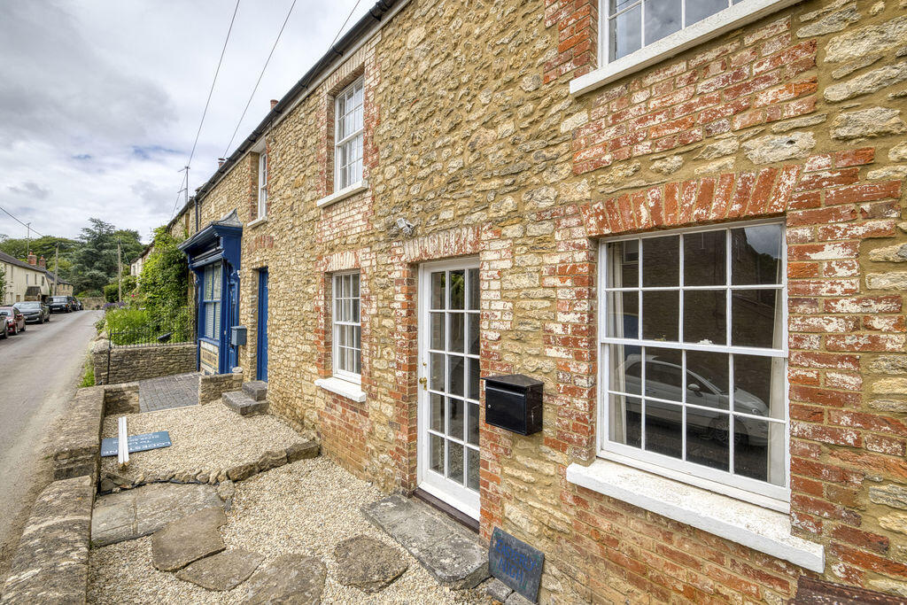 2 bed Cottage for rent in Batcombe. From Lodestone Property - Wells