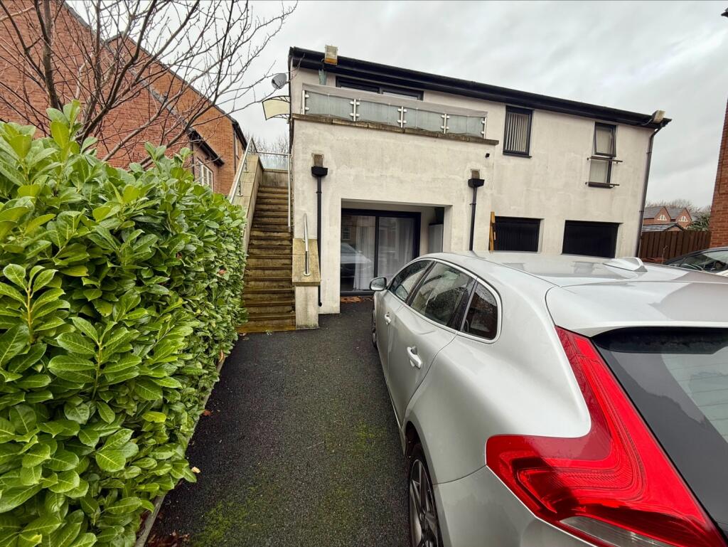2 bed Coach House for rent in Ackworth Moor Top. From Logic Lettings Ltd - Pontefract