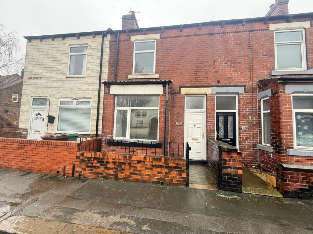 3 bed Mid Terraced House for rent in Castleford. From Logic Lettings Ltd - Pontefract