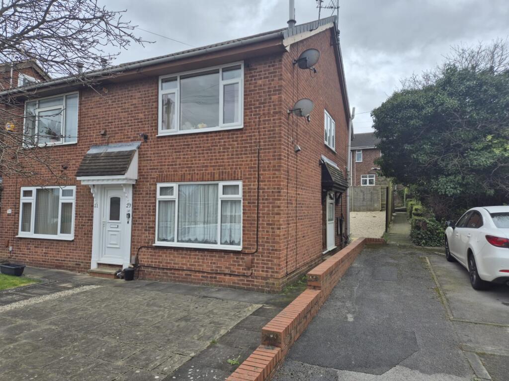 1 bed House (unspecified) for rent in Morley. From Logic Lettings Ltd - Pontefract 1 bed House (unspecified) for rent in Morley. From Logic Lettings Ltd - Pontefract