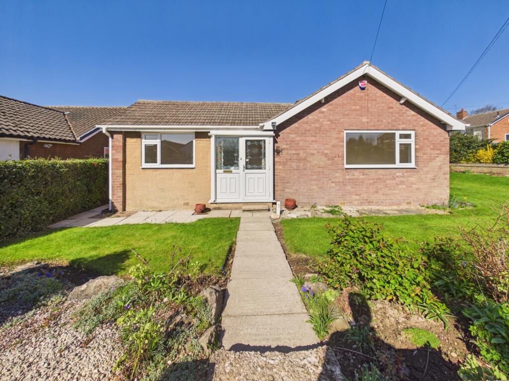 2 bed Detached bungalow for rent in Thorpe Audlin. From Logic Lettings Ltd - Pontefract