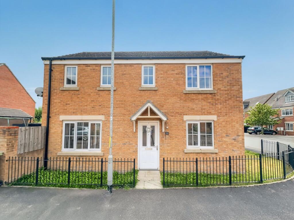 3 bed Detached for rent in Darrington. From Logic Lettings Ltd - Pontefract
