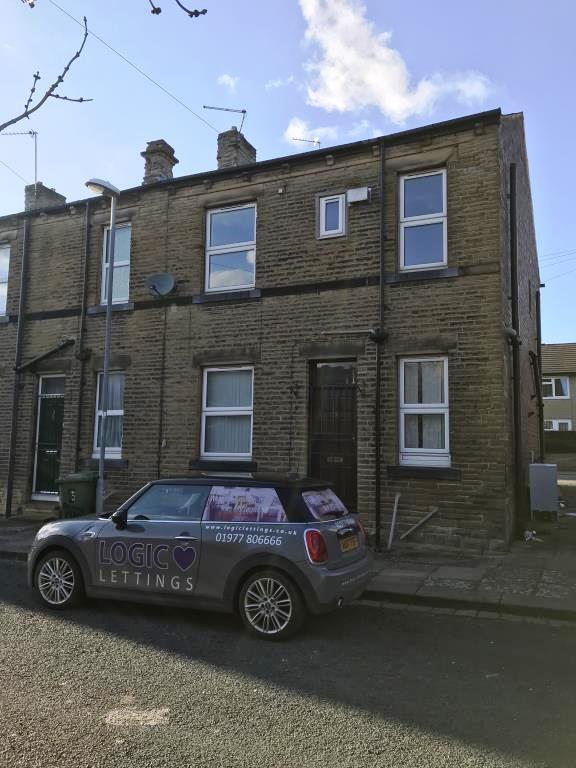 2 bed Mid Terraced House for rent in Morley. From Logic Lettings Ltd - Pontefract