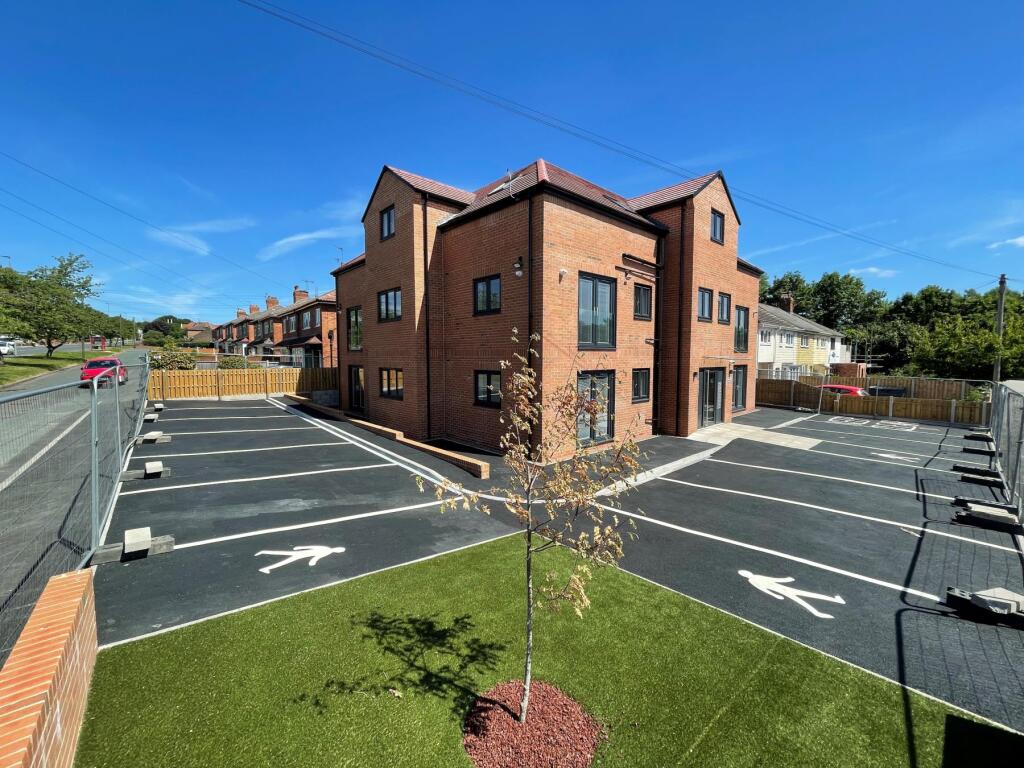 2 bed Apartment for rent in Lofthouse. From Logic Lettings Ltd - Pontefract