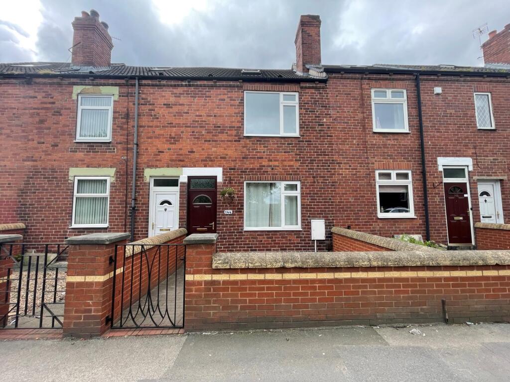 3 bed Mid Terraced House for rent in Castleford. From Logic Lettings Ltd - Pontefract