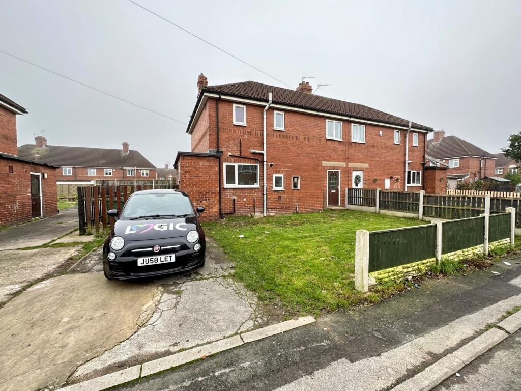 3 bed Semi Detached for rent in Fitzwilliam. From Logic Lettings Ltd - Pontefract