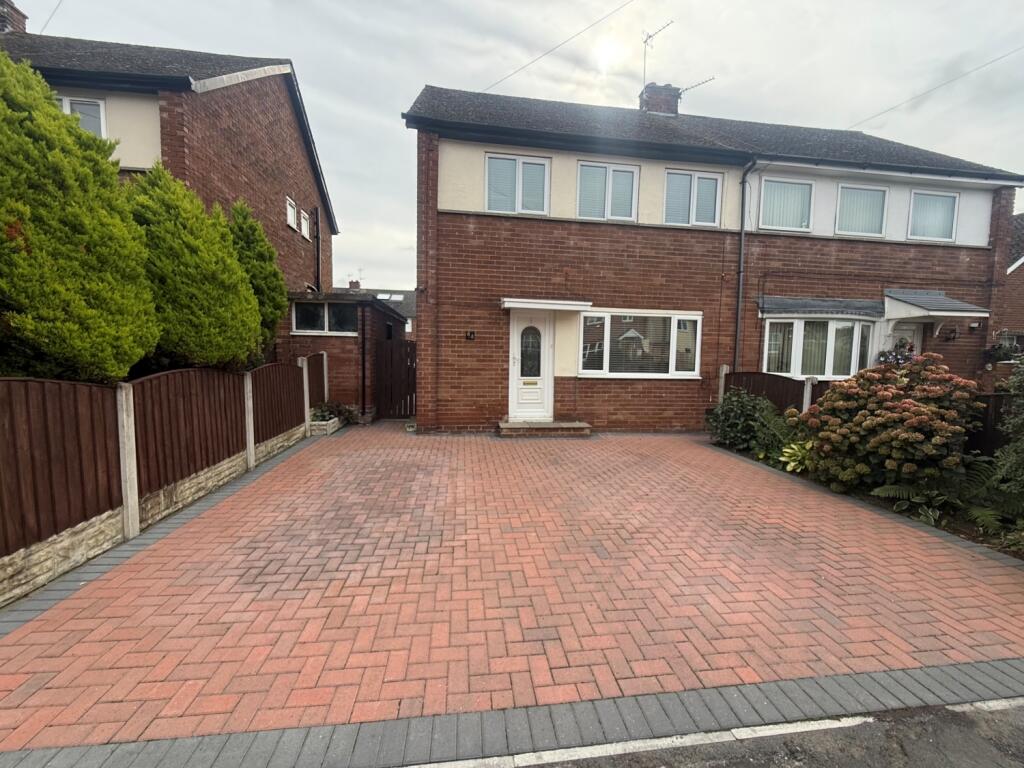 3 bed Semi Detached for rent in Pontefract. From Logic Lettings Ltd - Pontefract 3 bed Semi Detached for rent in Pontefract. From Logic Lettings Ltd - Pontefract