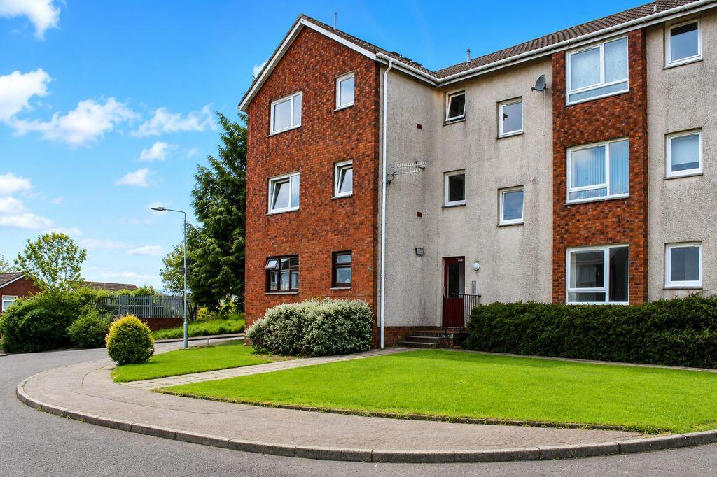 4 bed Studio for rent in Dumbarton. From Lomond Letting Ltd - Helensburgh 4 bed Studio for rent in Dumbarton. From Lomond Letting Ltd - Helensburgh