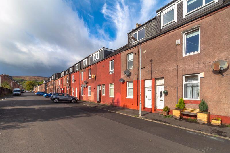 1 bed 1st Floor Flat for rent in Alexandria. From Lomond Letting Ltd - Helensburgh