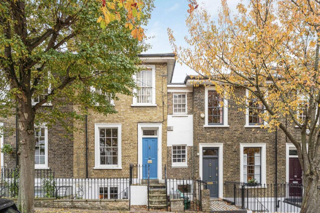 2 bed 1st Floor Flat for rent in Islington. From London Move - London