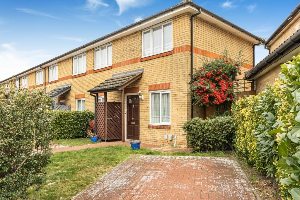 2 bed Not Specified for rent in Chingford. From London Move - London