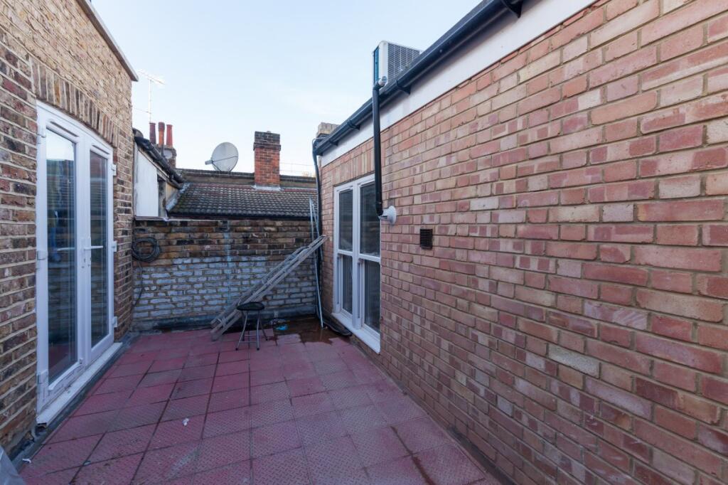 1 bed 1st Floor Flat for rent in Stoke Newington. From London Move - London