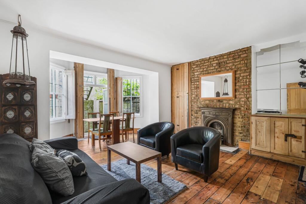 2 bed 1st Floor Flat for rent in Stoke Newington. From London Move - London