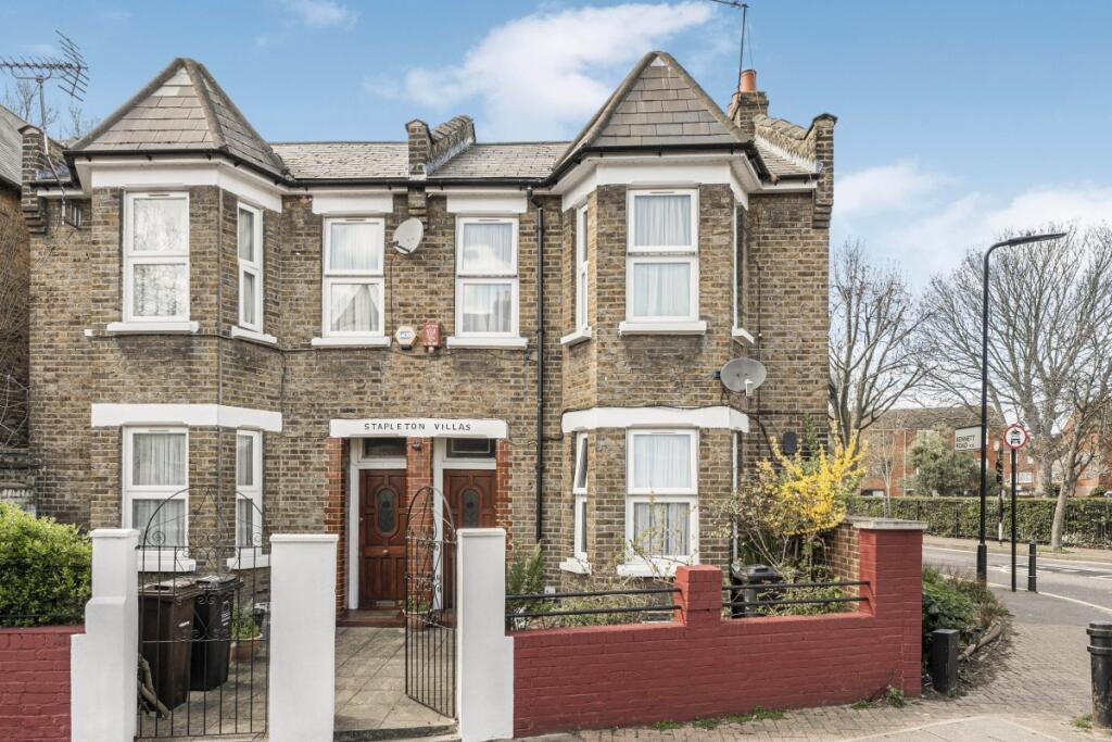 4 bed Semi Detached for rent in Stoke Newington. From London Move - London 4 bed Semi Detached for rent in Stoke Newington. From London Move - London