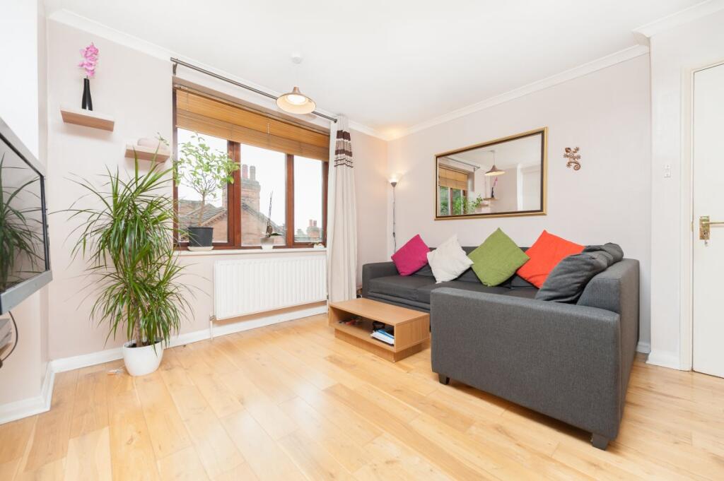 1 bed 1st Floor Flat for rent in Tottenham. From London Move - London