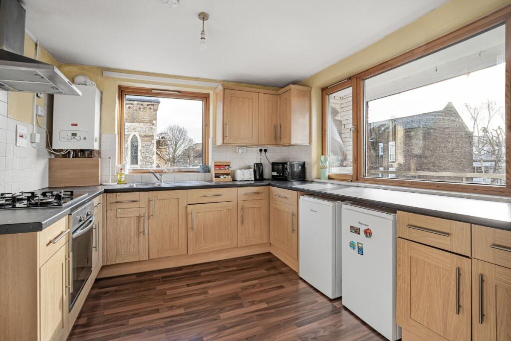 3 bed 1st Floor Flat for rent in Islington. From London Move - London 3 bed 1st Floor Flat for rent in Islington. From London Move - London