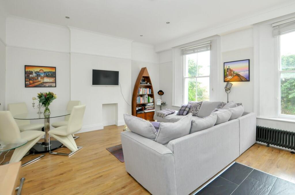 1 bed 1st Floor Flat for rent in Islington. From London Move - London