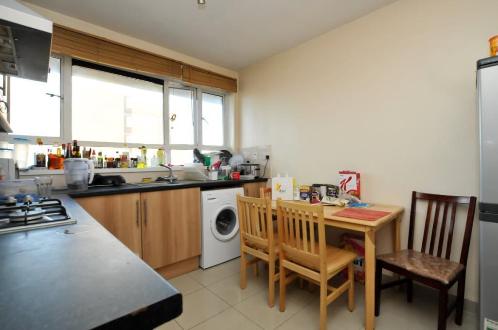 3 bed 1st Floor Flat for rent in London. From London Move - London 3 bed 1st Floor Flat for rent in London. From London Move - London