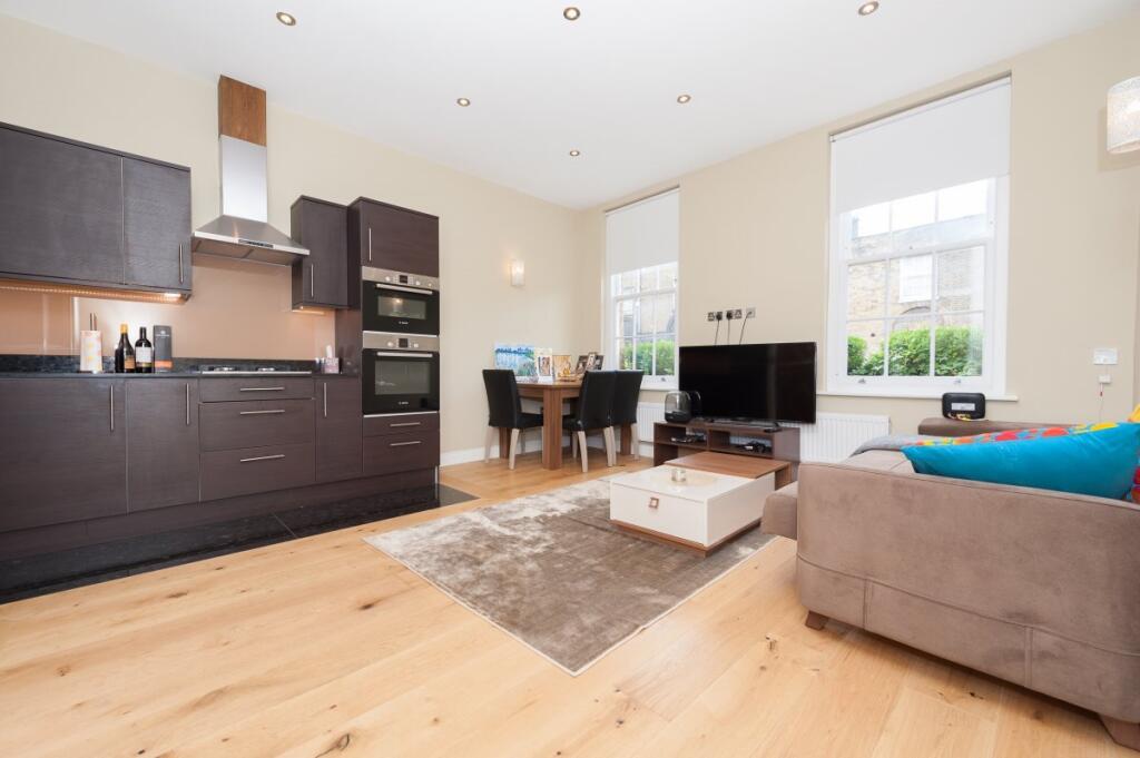 1 bed 1st Floor Flat for rent in Islington. From London Move - London
