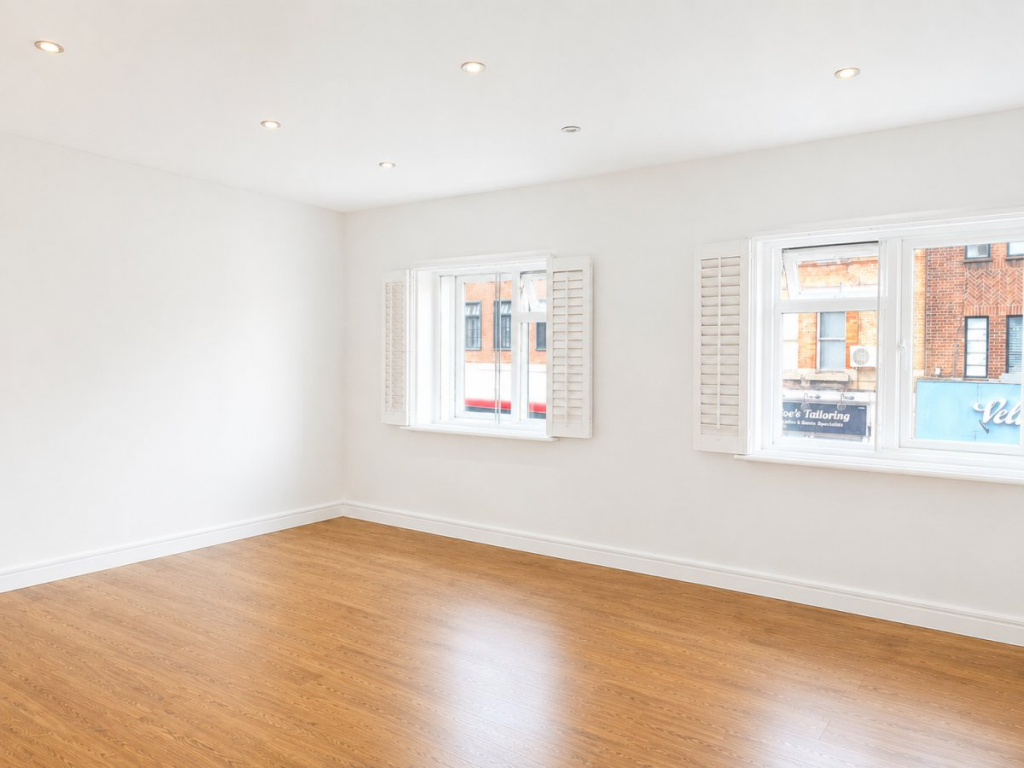 2 bed 1st Floor Flat for rent in Islington. From London Move - London