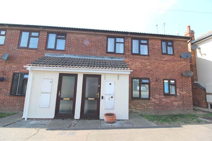 1 bed 1st Floor Flat for rent in Brightlingsea. From Lucas Estate Agents - Brightlingsea