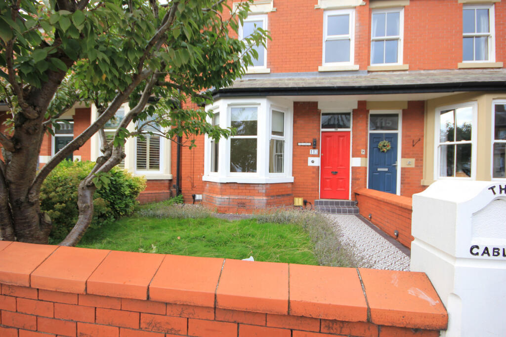 3 bed Mid Terraced House for rent in Moss Side. From Lytham Estate Agents - Lytham 3 bed Mid Terraced House for rent in Moss Side. From Lytham Estate Agents - Lytham