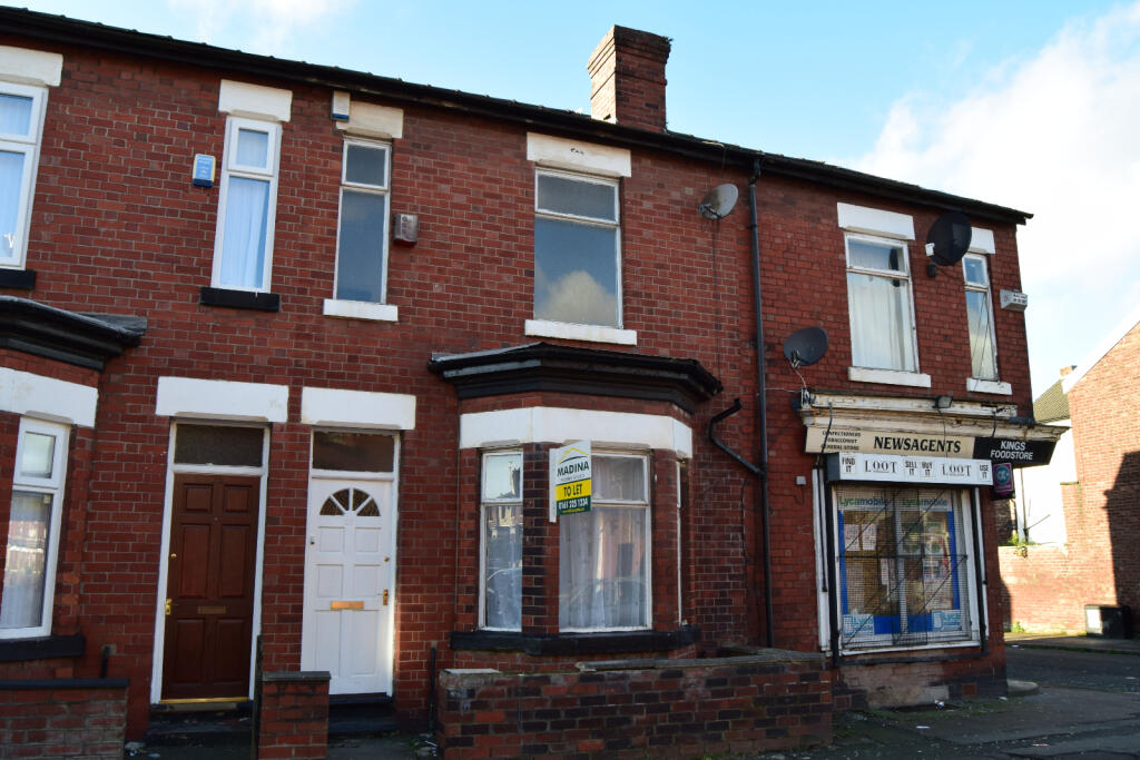 3 bed Mid Terraced House for rent in Manchester. From Madina Property - Manchester