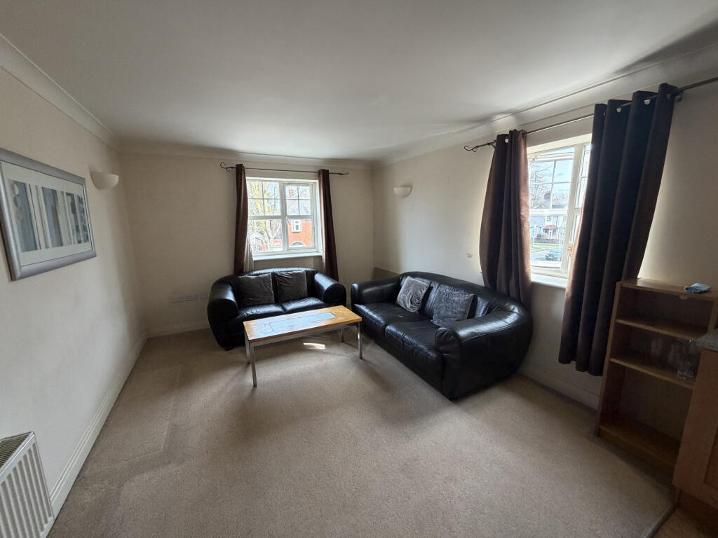 2 bed Apartment for rent in Warrington. From Madina Property - Manchester