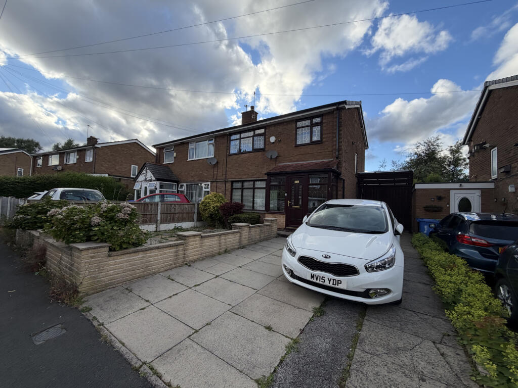 3 bed Mid Terraced House for rent in Manchester. From Madina Property - Manchester 3 bed Mid Terraced House for rent in Manchester. From Madina Property - Manchester
