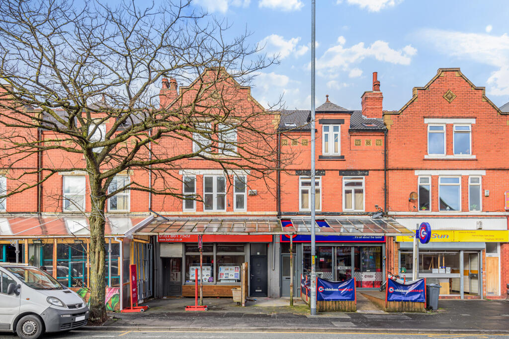 2 bed Apartment for rent in Stretford. From Madina Property - Manchester 2 bed Apartment for rent in Stretford. From Madina Property - Manchester
