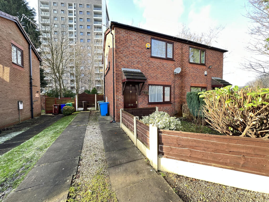 2 bed Semi Detached for rent in Droylsden. From Madina Property - Manchester 2 bed Semi Detached for rent in Droylsden. From Madina Property - Manchester