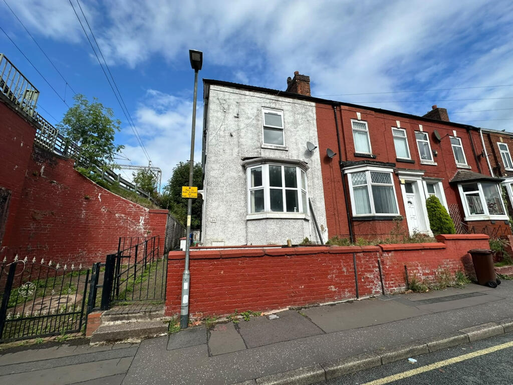4 bed End of Terrace for rent in Manchester. From Madina Property - Manchester 4 bed End of Terrace for rent in Manchester. From Madina Property - Manchester