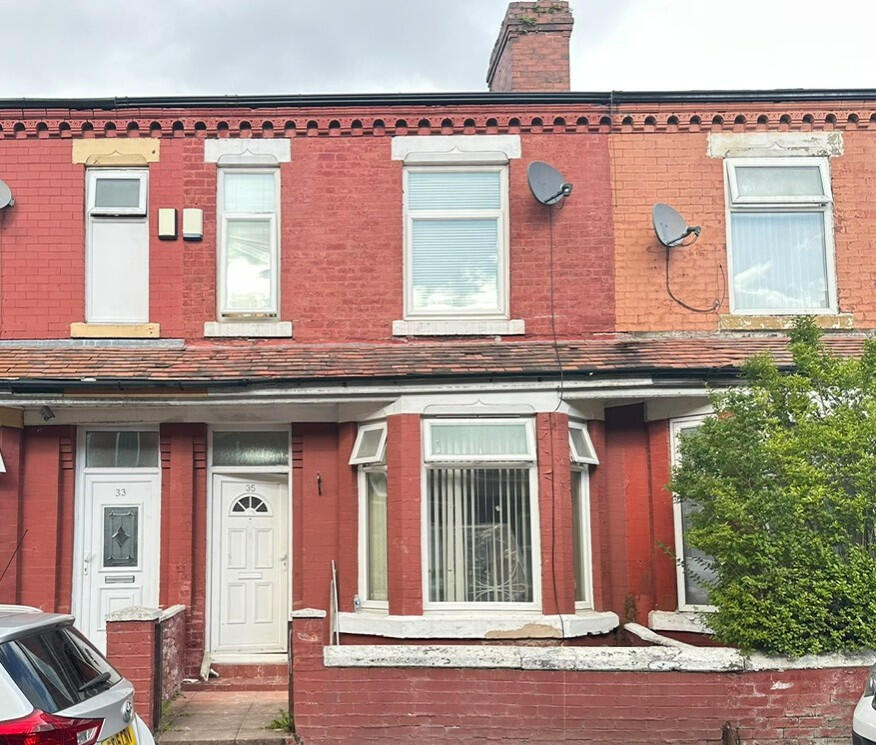 3 bed Mid Terraced House for rent in Manchester. From Madina Property - Manchester 3 bed Mid Terraced House for rent in Manchester. From Madina Property - Manchester