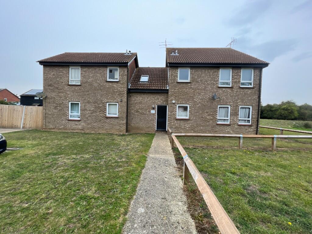 0 bed Studio for rent in Broad Street Green. From Maldon Lettings Ltd - Maldon