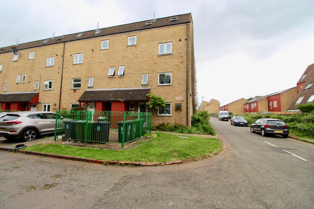 3 bed End of Terrace for rent in Peterborough. From Mandairs Estate Agents - Peterborough 3 bed End of Terrace for rent in Peterborough. From Mandairs Estate Agents - Peterborough