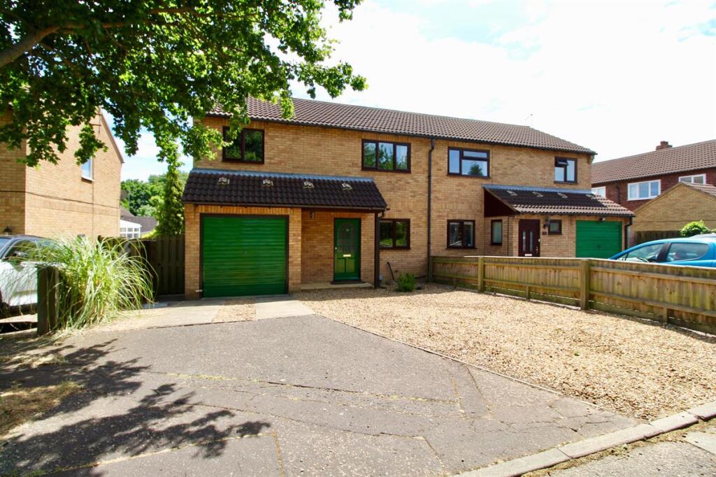 3 bed Semi Detached for rent in Peterborough. From Mandairs Estate Agents - Peterborough